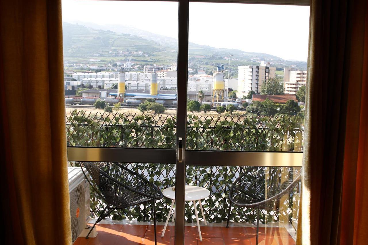 The Rooftop Suites Peso da Régua Exteriér fotografie